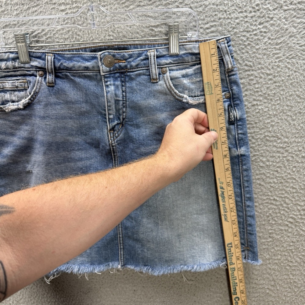Silver Jeans Skirt Womens 8 Blue Francy Mini Stretch Raw Hem Distressed Denim - Picture 4 of 10